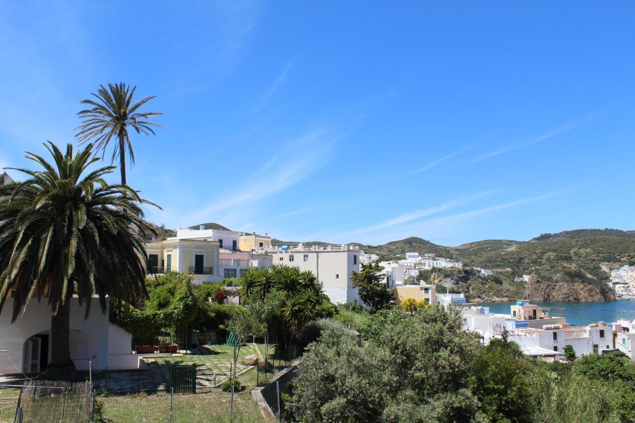 Agenzia Isotur Villa Olimpia Ponza Exterior photo