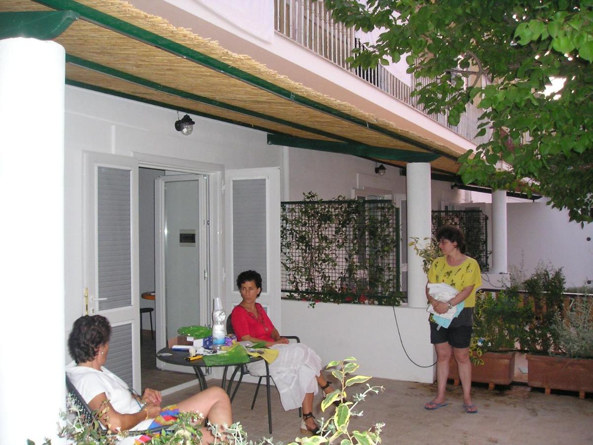 Agenzia Isotur Villa Olimpia Ponza Exterior photo